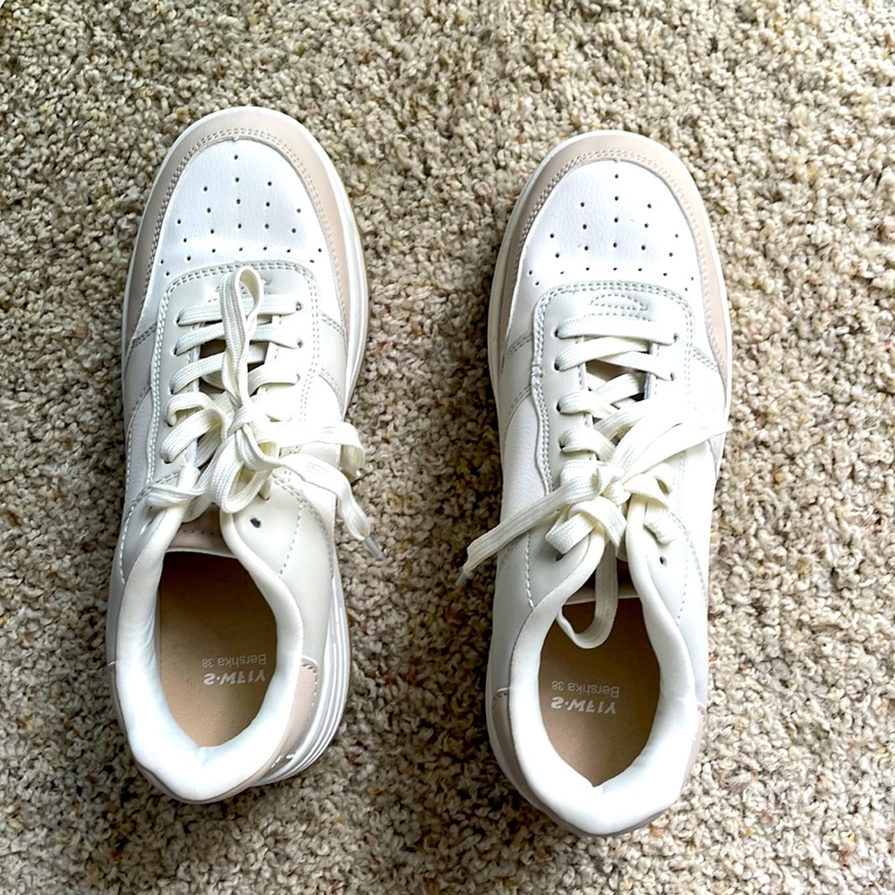 Perfect neutral platform sneakers